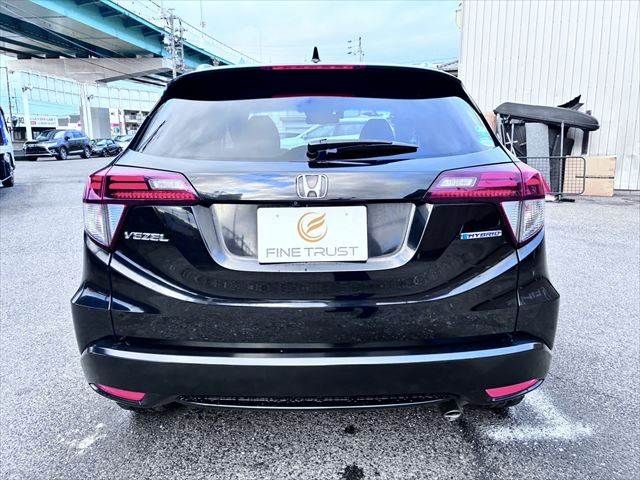 HONDA VEZEL HYBRID 2016