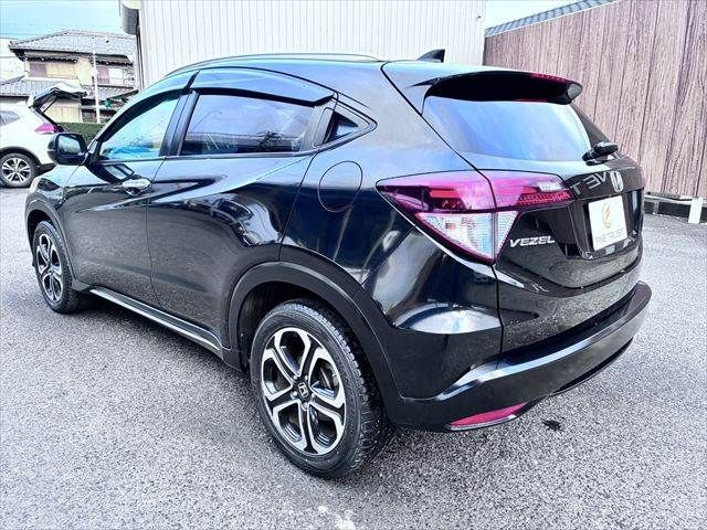 HONDA VEZEL HYBRID 2016