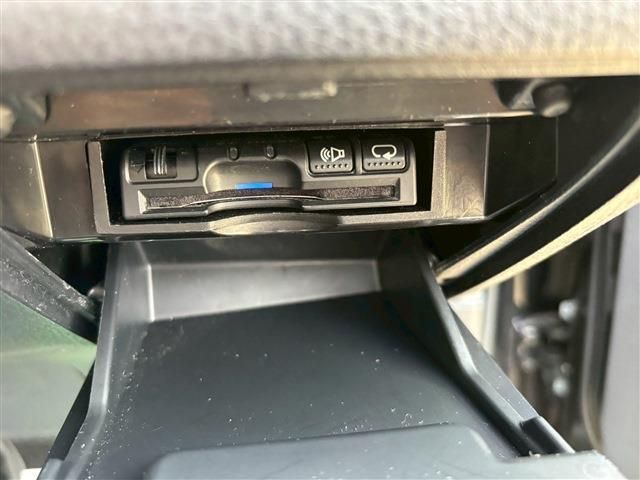 TOYOTA CAMRY HYBRID 2018