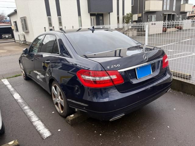 MERCEDES BENZ MERCEDES BENZ E class sedan 2012