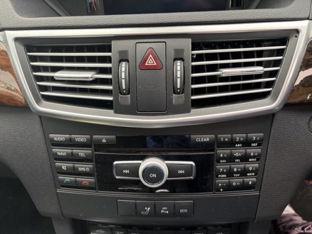 MERCEDES BENZ MERCEDES BENZ E class sedan 2012