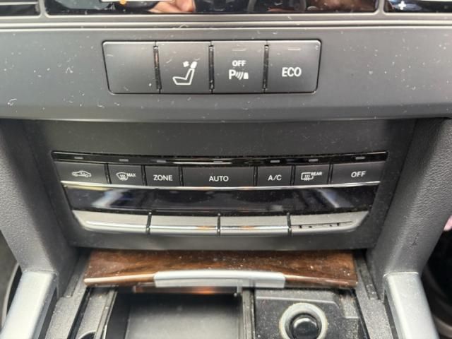 MERCEDES BENZ MERCEDES BENZ E class sedan 2012