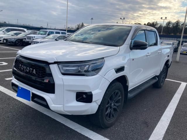 TOYOTA ??????????4D 2023