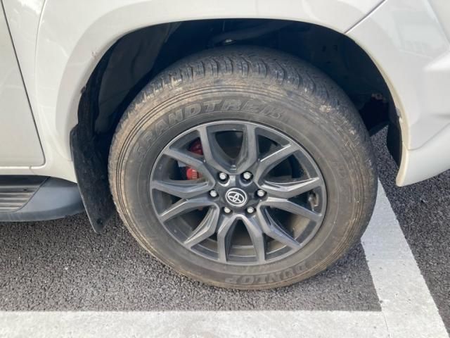 TOYOTA ??????????4D 2023