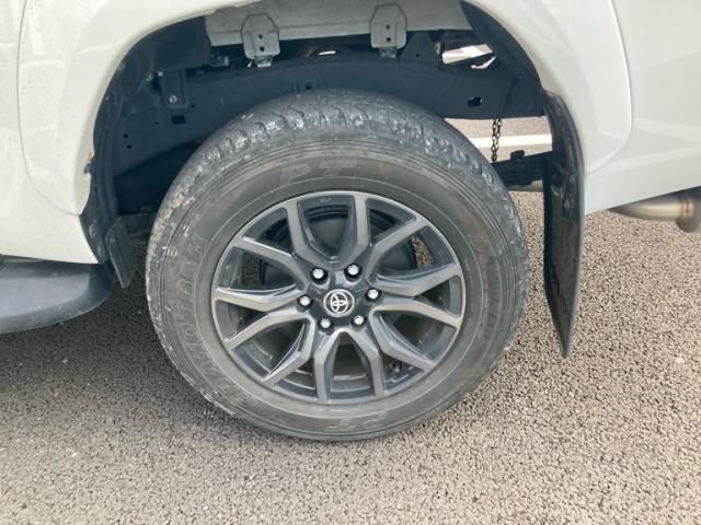 TOYOTA ??????????4D 2023