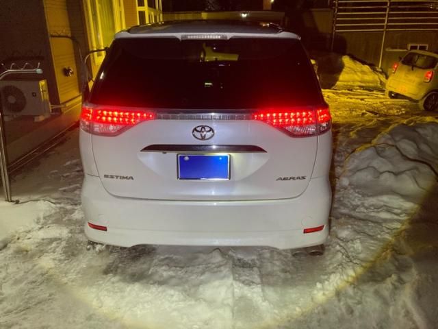 TOYOTA ESTIMA  4WD 2010