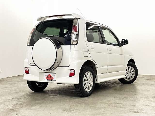 DAIHATSU TERIOS KID 2009