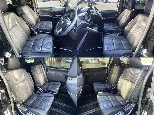 TOYOTA VOXY HYBRID 2020