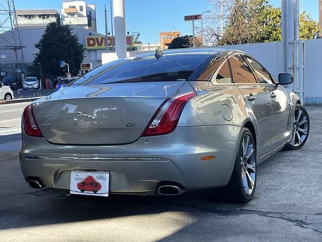 JAGUAR JAGUAR XJseries sedan 2013