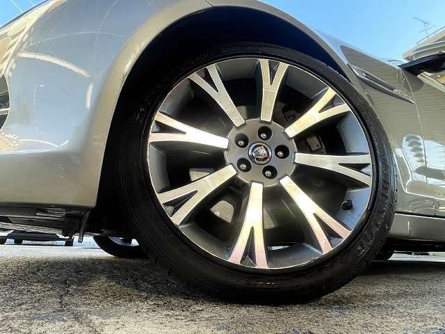 JAGUAR JAGUAR XJseries sedan 2013