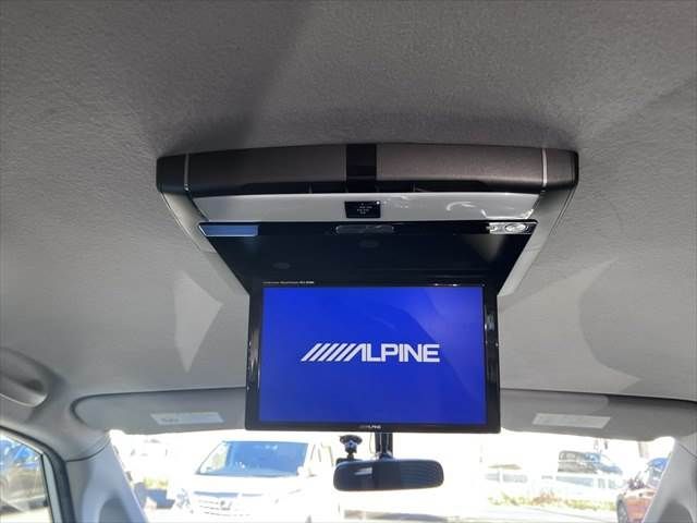 NISSAN SERENA  S-HYBRID 2013