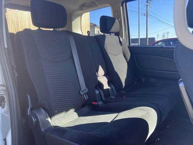 NISSAN SERENA  S-HYBRID 2013