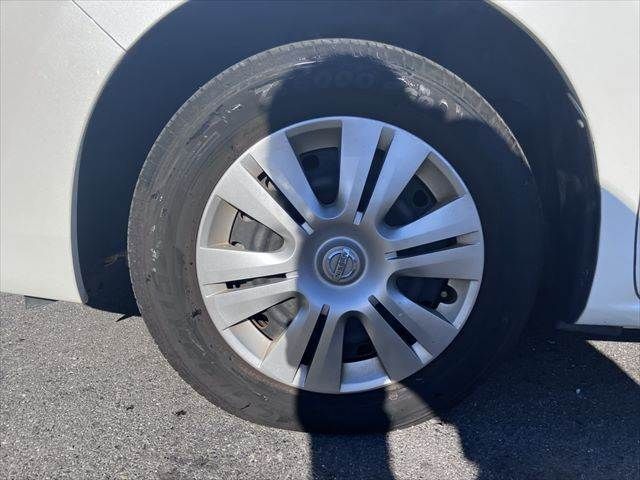 NISSAN SERENA  S-HYBRID 2013