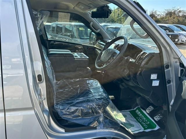 MAZDA BONGO BRAWNY VAN 2023