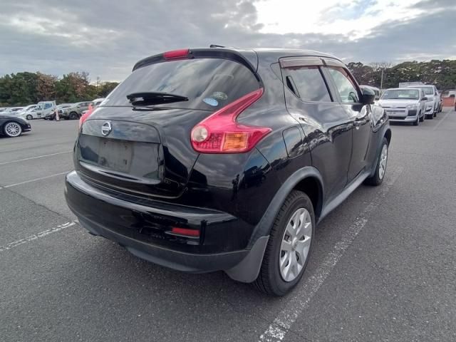 NISSAN JUKE 2010