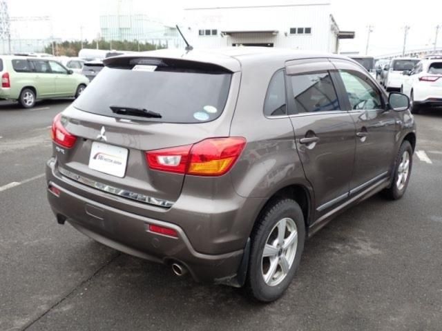 MITSUBISHI RVR  4WD 2010