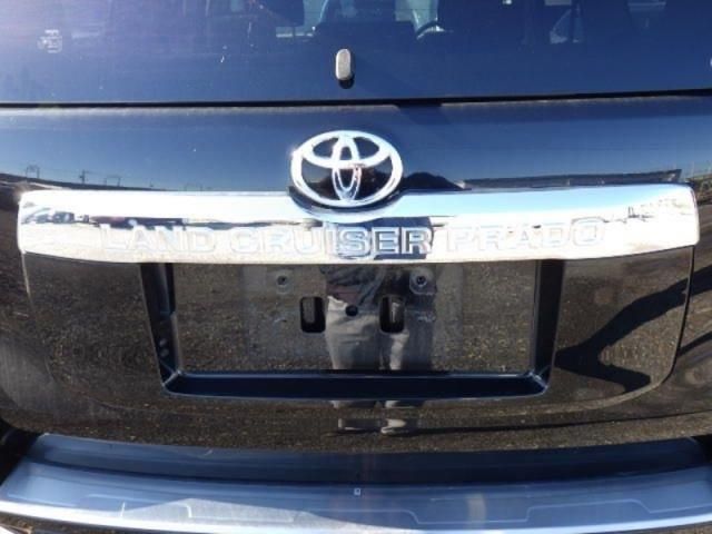 TOYOTA LANDCRUISER PRADO 2019