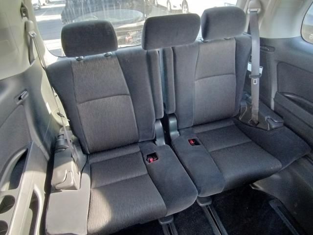 TOYOTA ALPHARD 2009