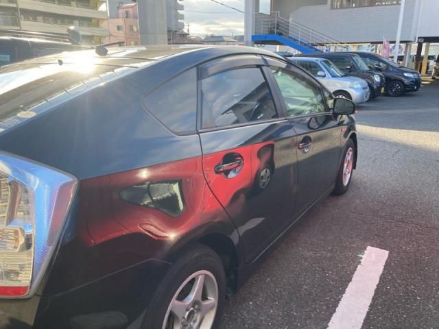 TOYOTA PRIUS 2010