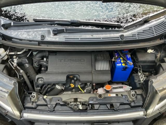 DAIHATSU MOVE CUSTOM 2015