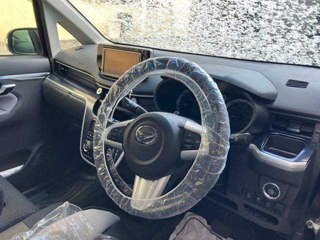 DAIHATSU MOVE CUSTOM 2015