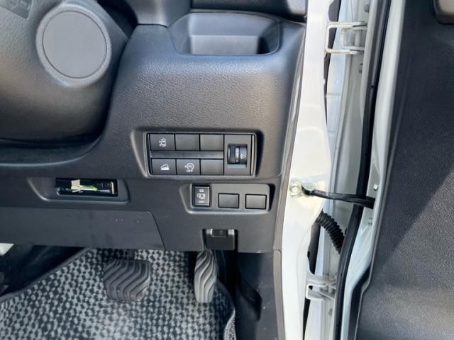 MITSUBISHI ek X SPACE 4WD 2021