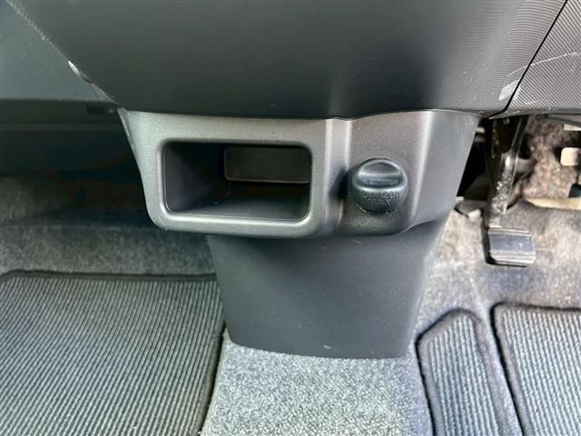 DAIHATSU MOVE CUSTOM 2012