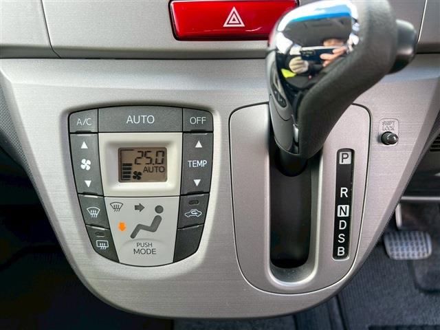 DAIHATSU MOVE CUSTOM 2012