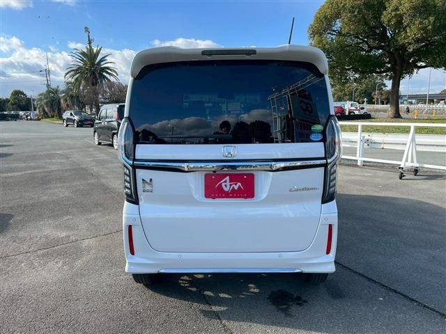 HONDA N BOX CUSTOM 2021