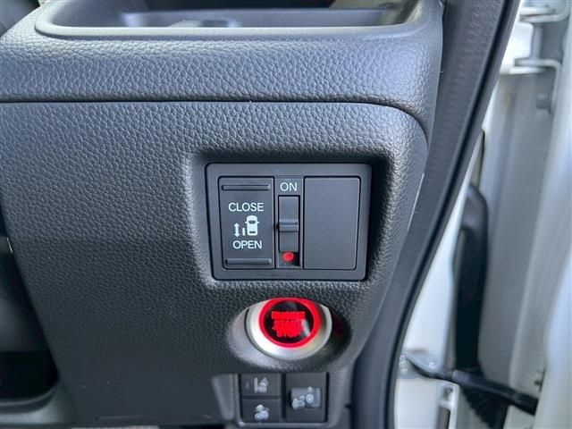 HONDA N BOX CUSTOM 2021