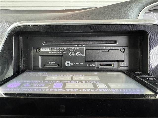 TOYOTA SIENTA HYBRID 2016