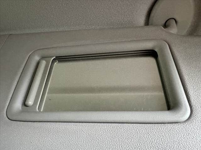 TOYOTA SIENTA HYBRID 2016