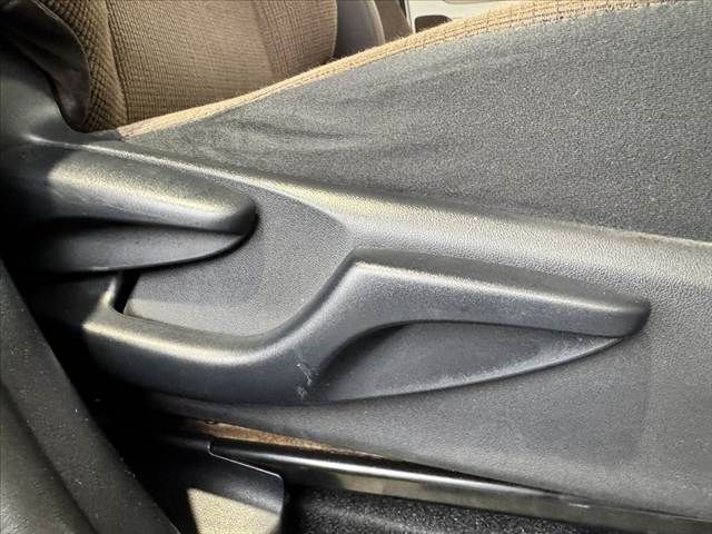 TOYOTA SIENTA HYBRID 2016