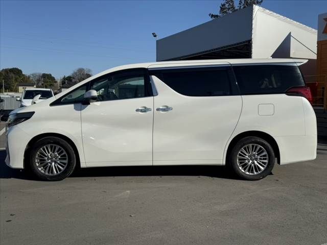 TOYOTA ALPHARD 4WD 2018