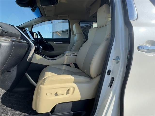 TOYOTA ALPHARD 4WD 2018