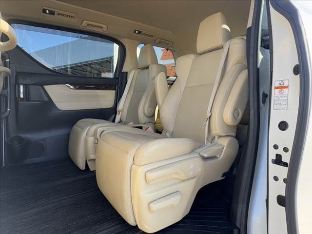 TOYOTA ALPHARD 4WD 2018