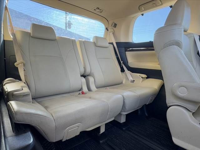 TOYOTA ALPHARD 4WD 2018