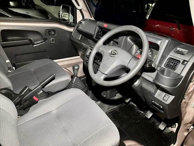 DAIHATSU HIJET truck 2015