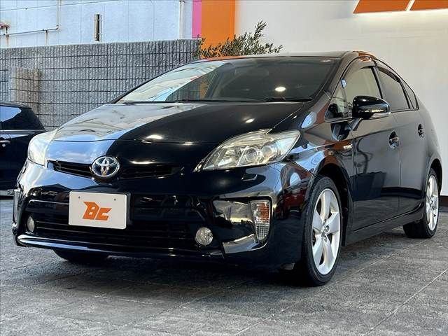 TOYOTA PRIUS 2014