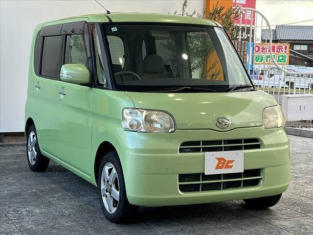 DAIHATSU TANTO 2010