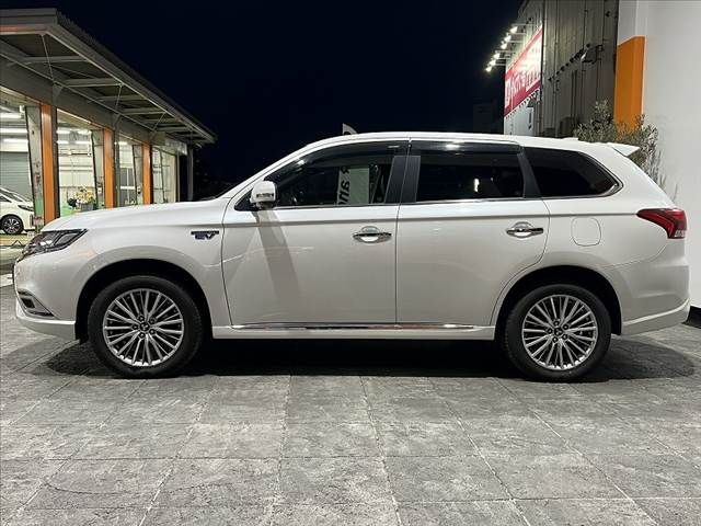 MITSUBISHI OUTLANDER PHEV 2021