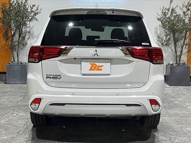 MITSUBISHI OUTLANDER PHEV 2021