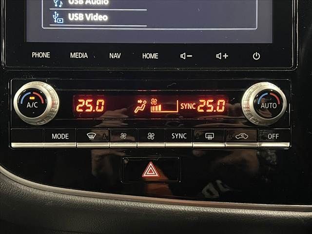 MITSUBISHI OUTLANDER PHEV 2021