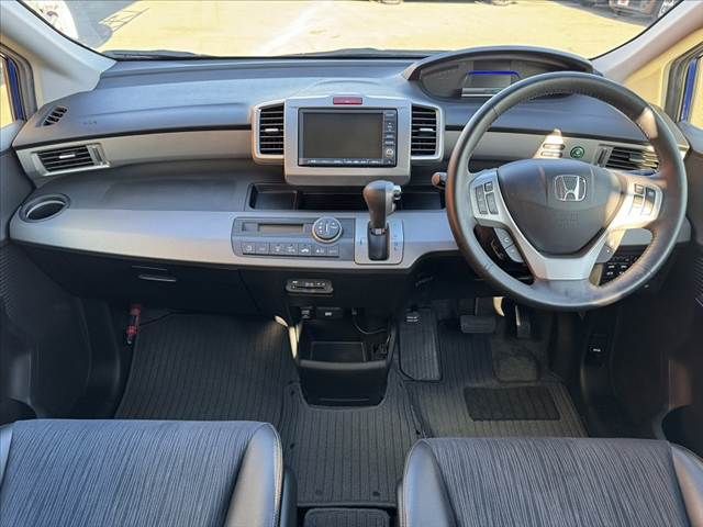 HONDA FREED HYBRID 2012