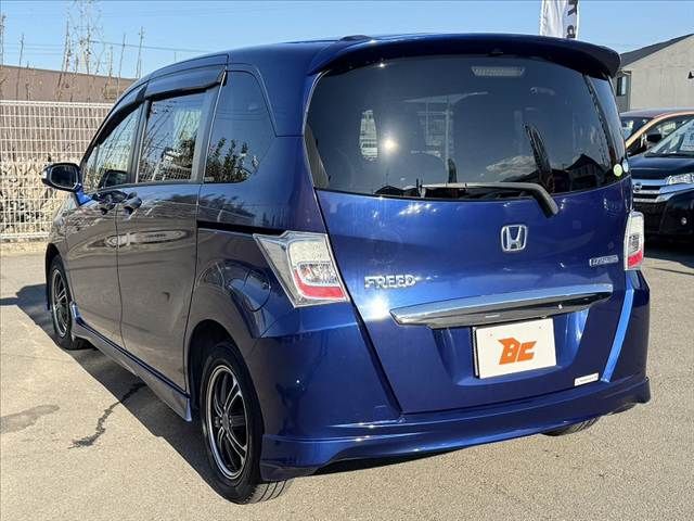 HONDA FREED HYBRID 2012