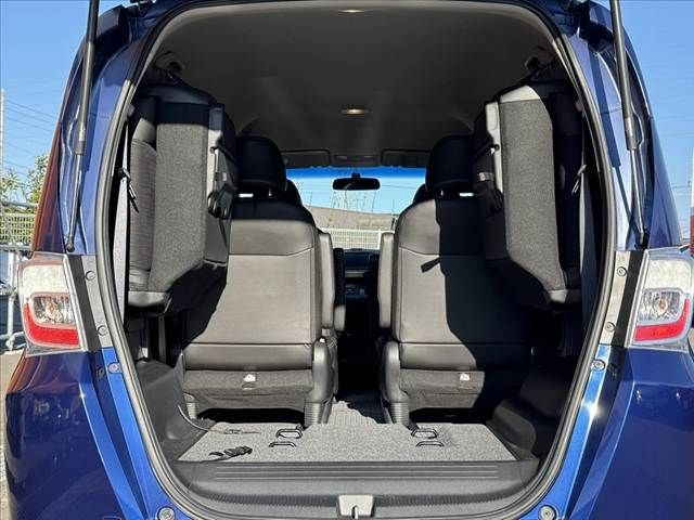 HONDA FREED HYBRID 2012