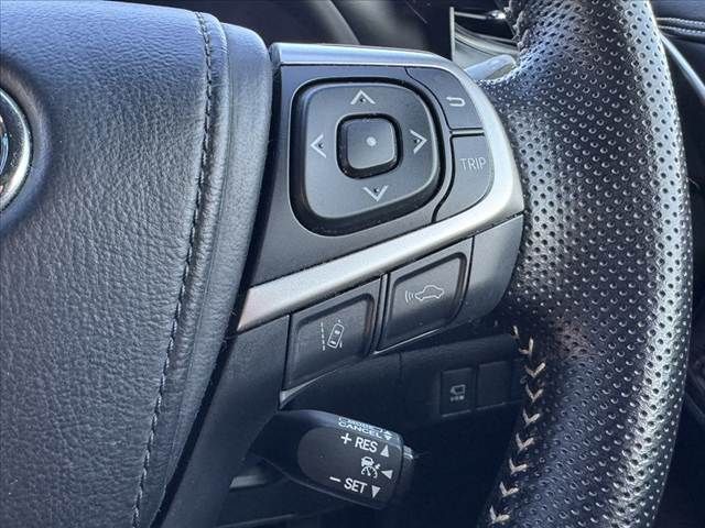 TOYOTA HARRIER 2WD 2014