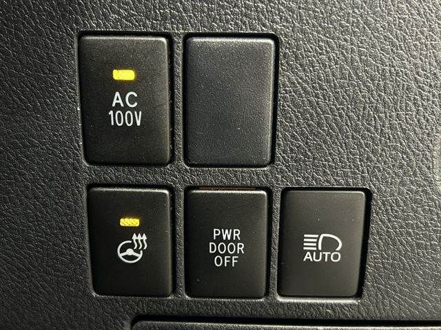 TOYOTA ALPHARD hybrid 4WD 2020