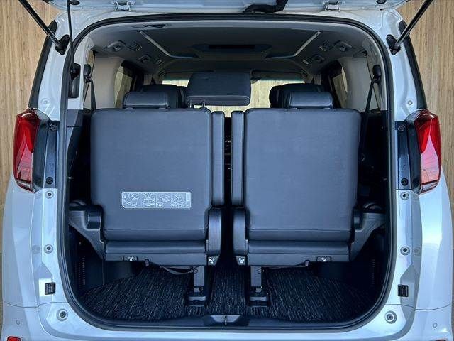 TOYOTA ALPHARD hybrid 4WD 2020