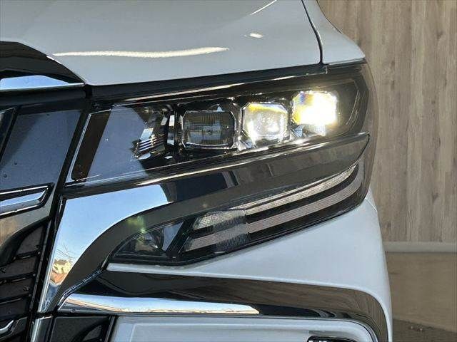 TOYOTA ALPHARD hybrid 4WD 2020